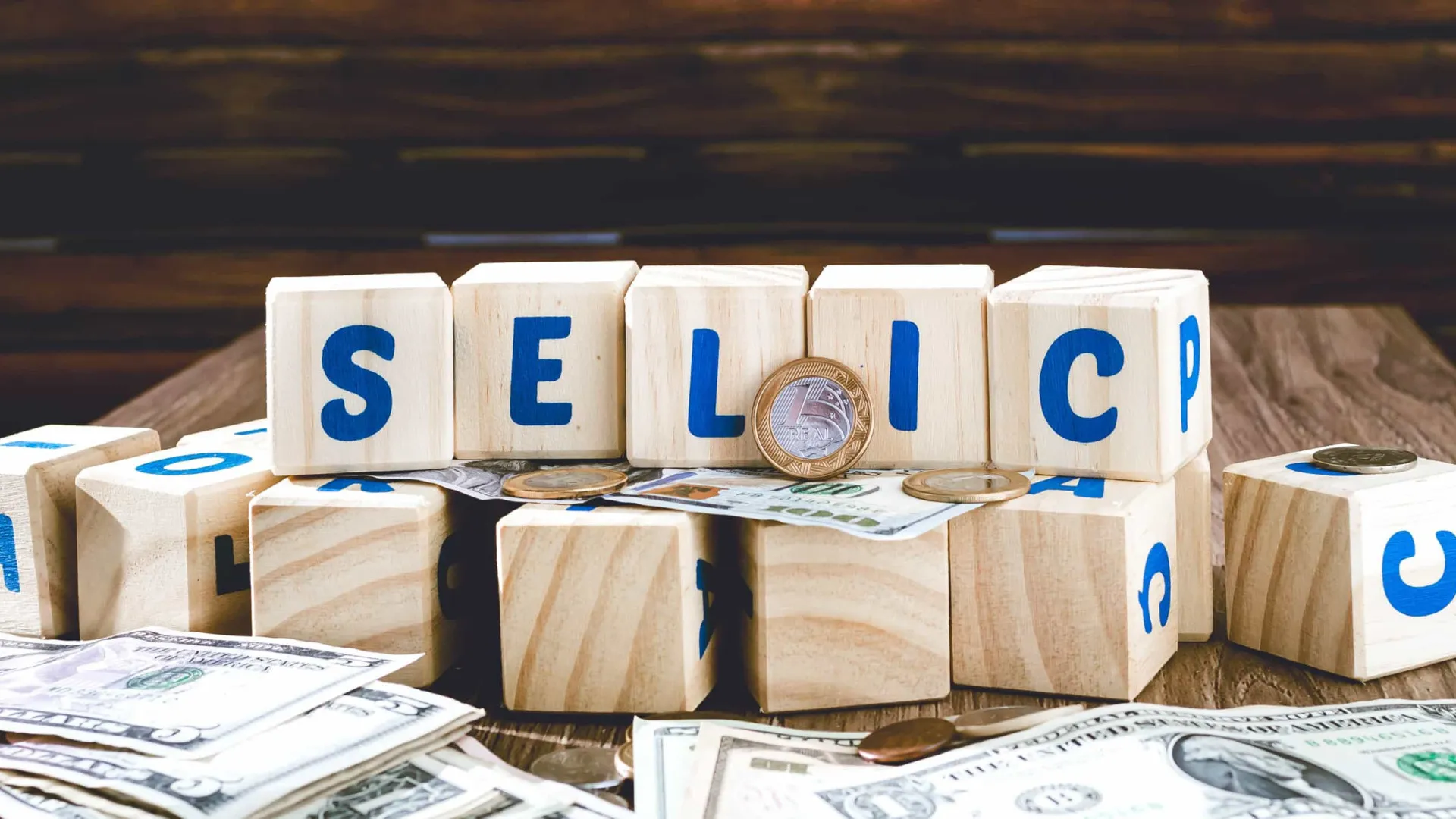 selic-no-fim-de-2025-continua-em-15%,-projeta-focus