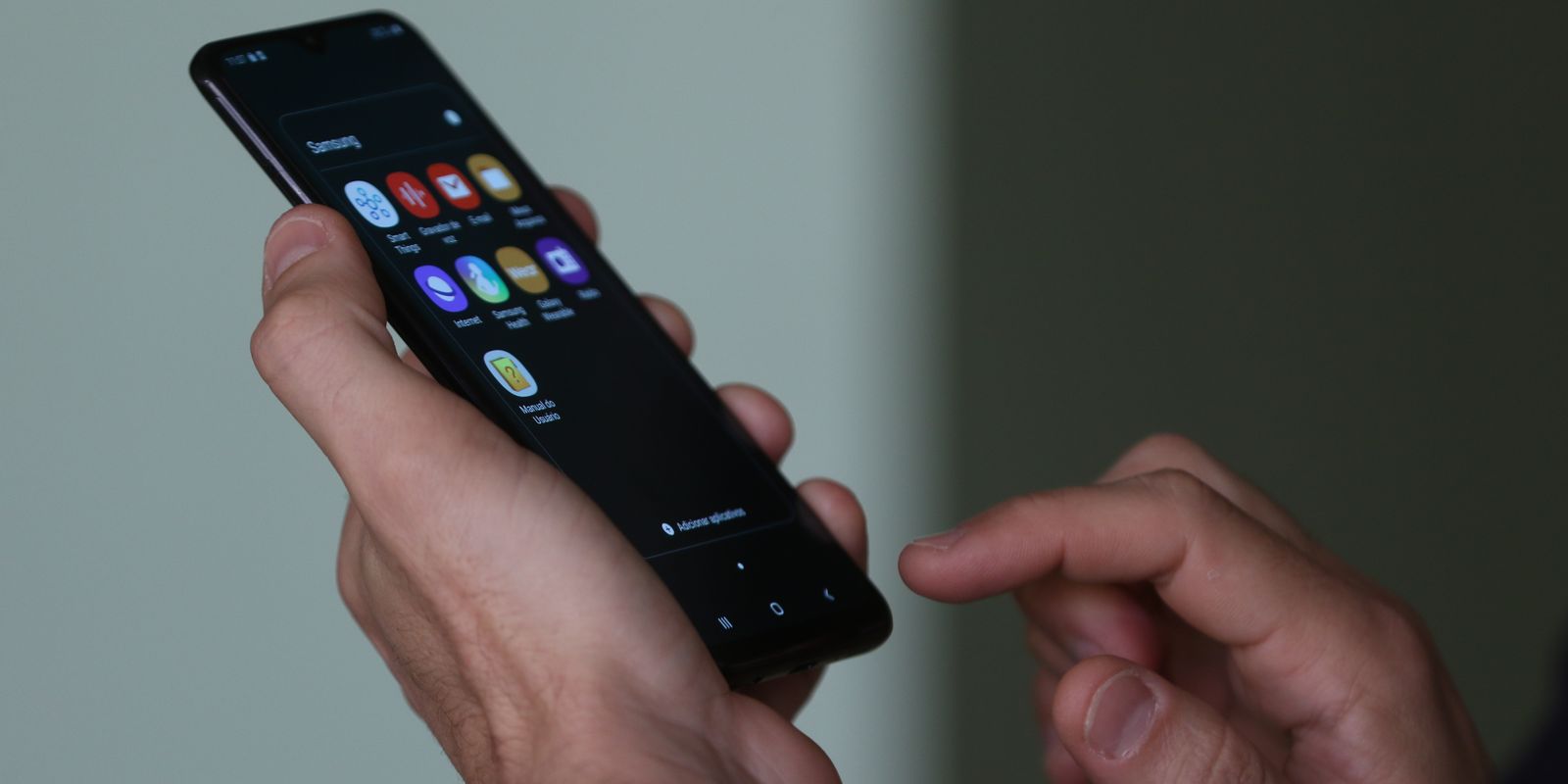 veto-a-celular-leva-80%-dos-alunos-a-prestar-mais-atencao-nas-aulas