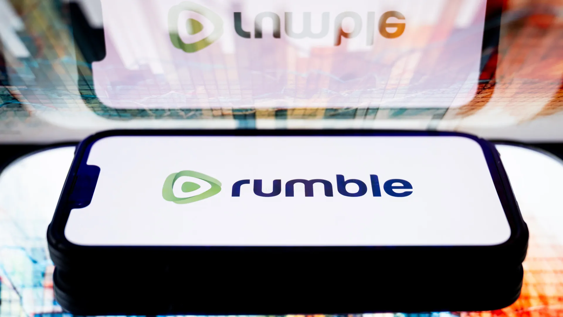 rumble-entra-em-parceria-estrategica-com-a-perplexity,-especializada-em-ia