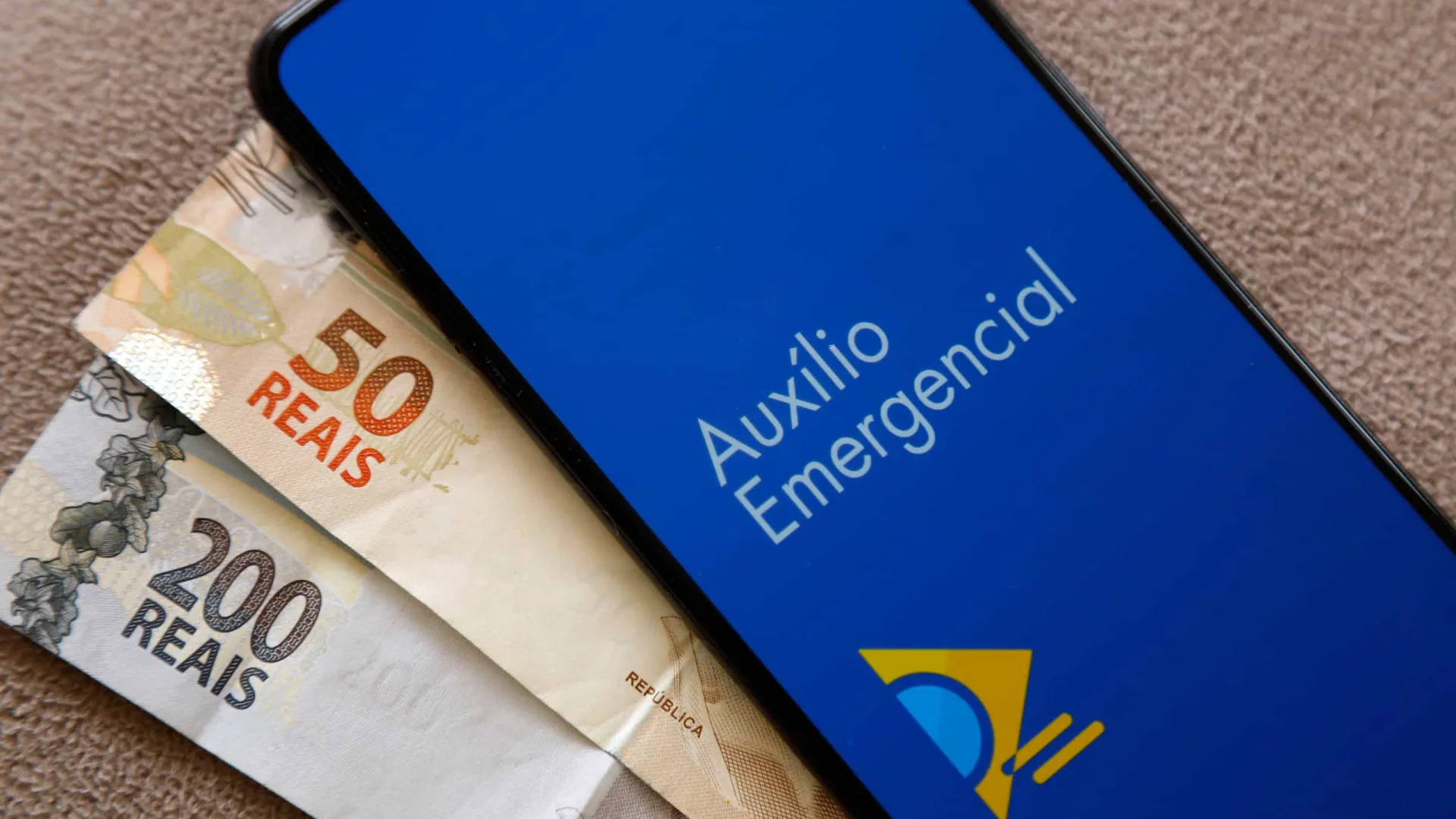 governo-cobra-r$-478-milhoes-do-auxilio-emergencial-sacados-indevidamente