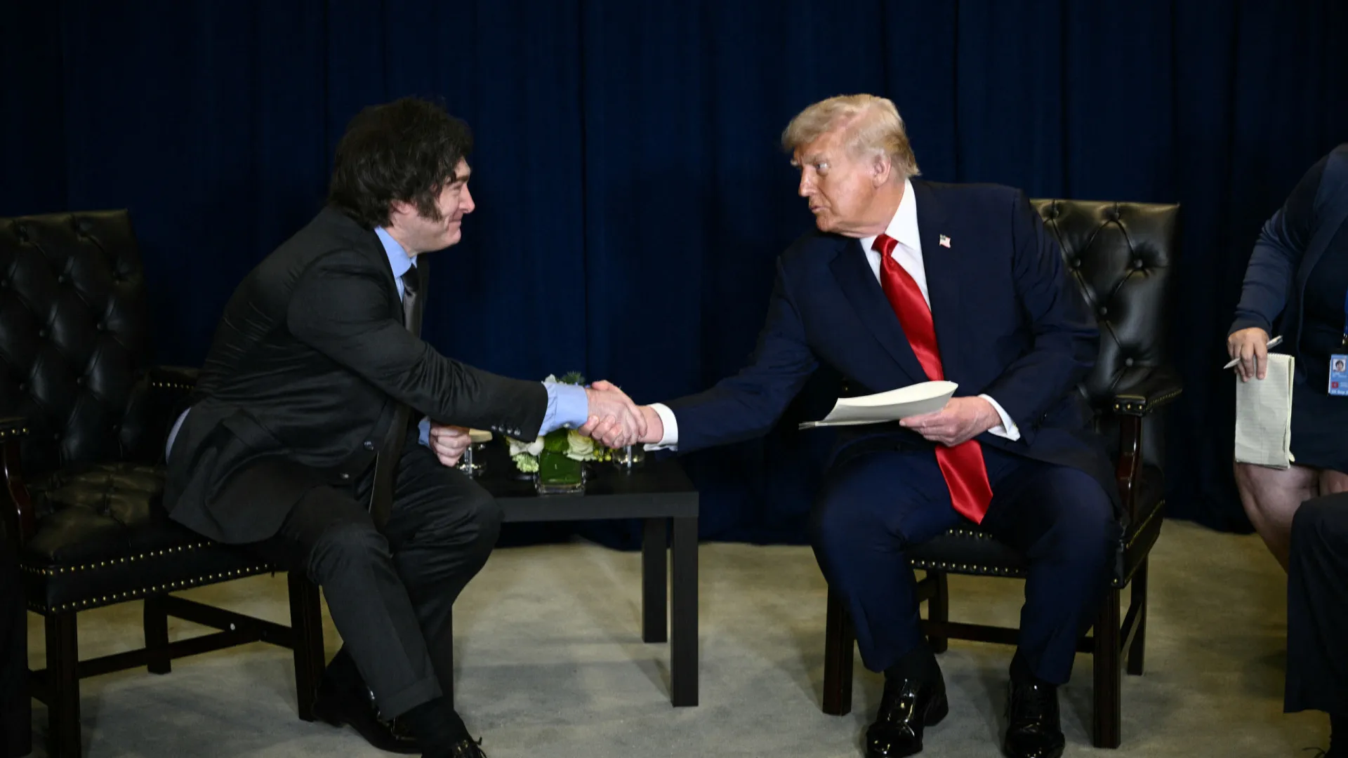 governo-trump-socorre-argentina-com-compra-de-moeda-e-promessa-de-us$-20-bi