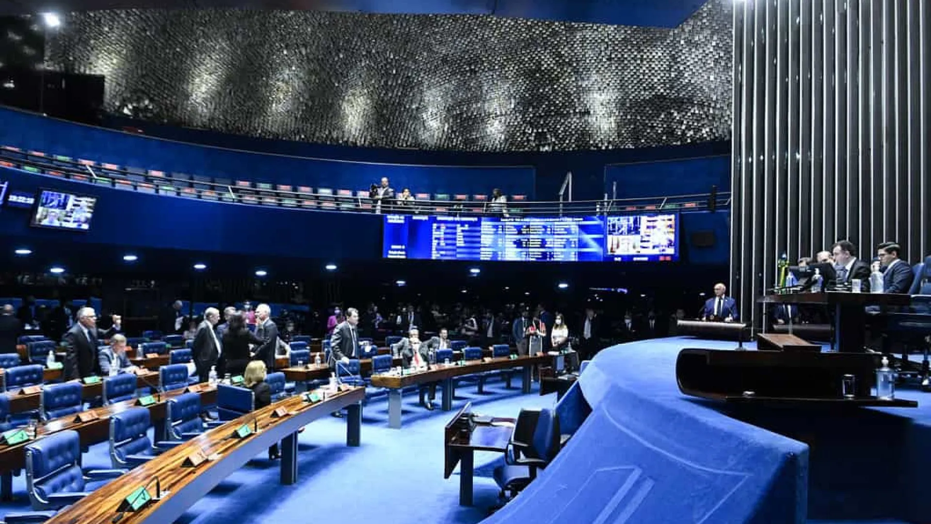 congresso-quer-aprovar-medida-que-abre-porteira-para-gasto-ilimitado-fora-do-arcabouco