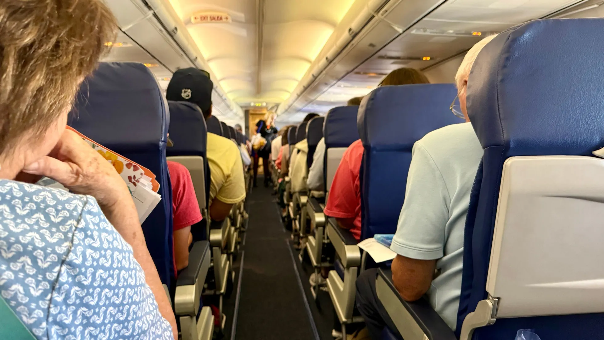 passageiro-tera-de-pagar-mais-para-inclinar-assento-em-aerea-canadense;-entenda