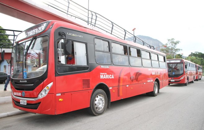 marica-leva-experiencia-da-tarifa-zero-a-camara-dos-deputados-em-debate-nacional-sobre-transporte-publico-gratuito