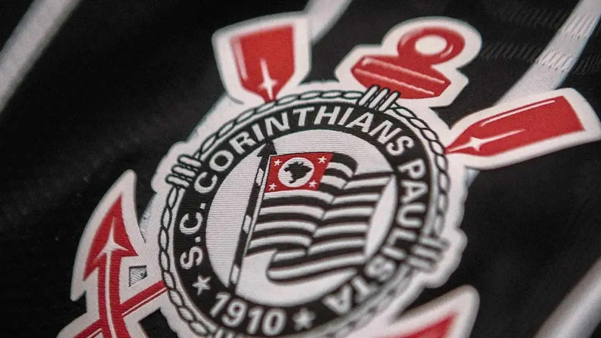 fabinho-soldado-vira-alvo-politico-e-deve-ser-demitido-do-corinthians