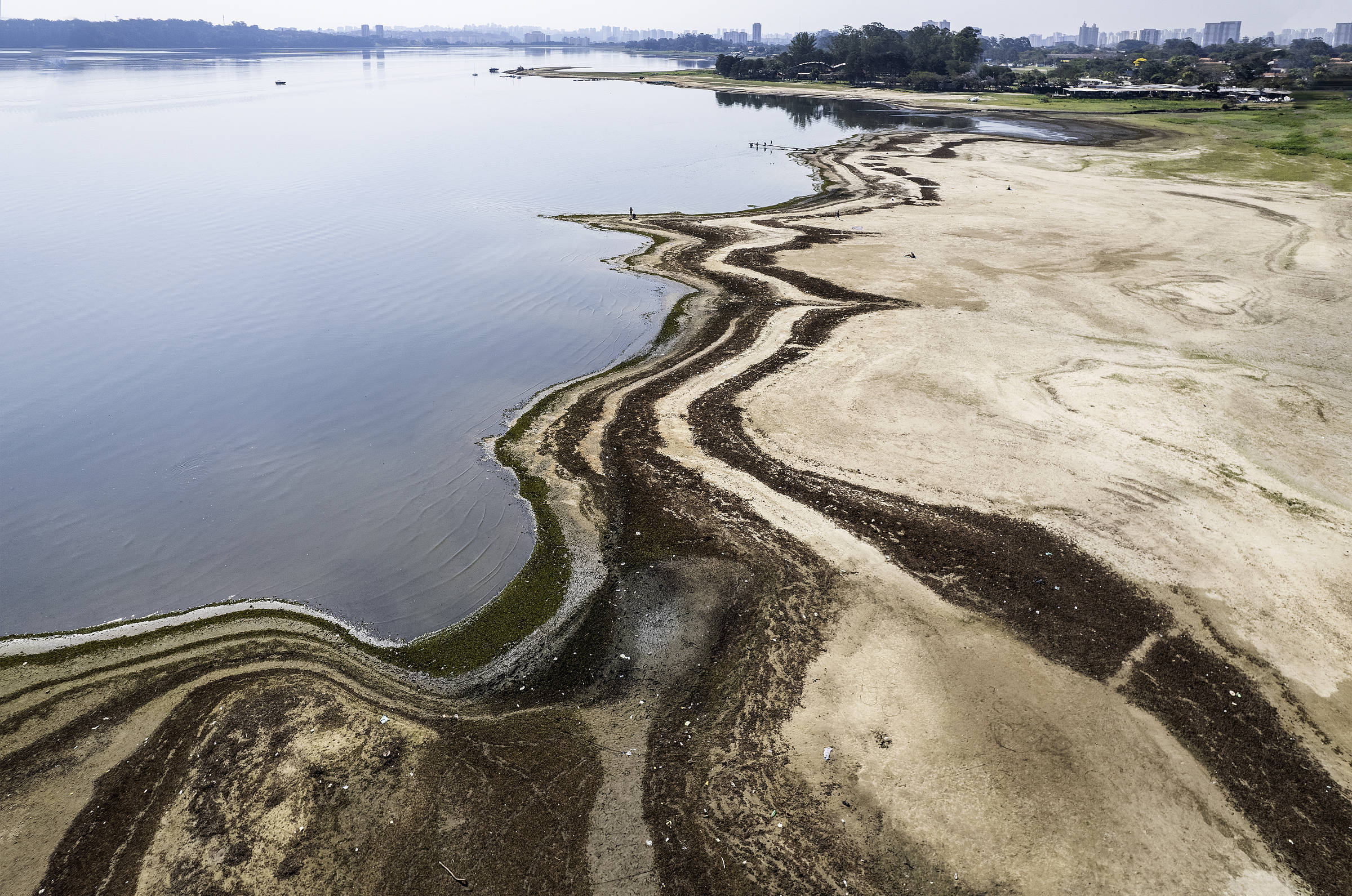 crise-climatica-e-aumento-no-consumo-podem-exigir-60%-a-mais-de-agua-no-brasil-em-2050