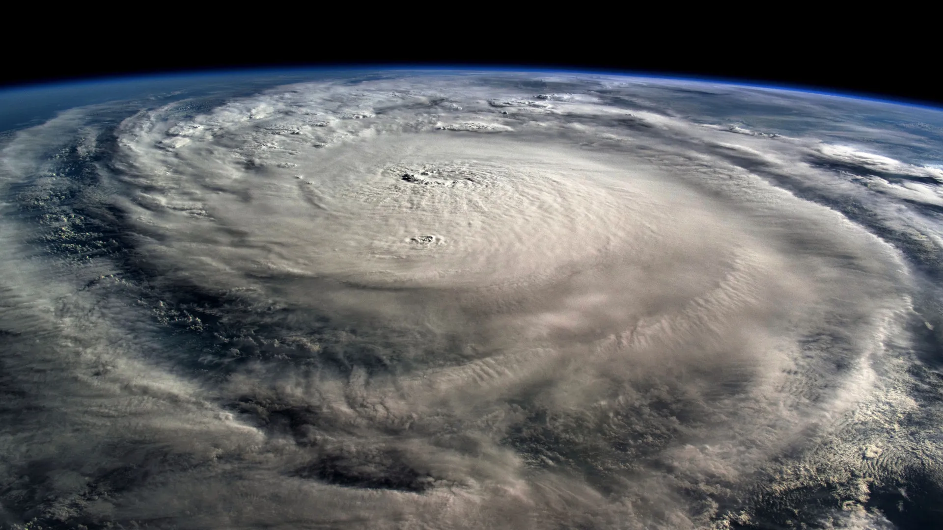 furacao-melissa-atinge-jamaica-com-categoria-maxima-e-pode-ser-a-‘tempestade-do-seculo’