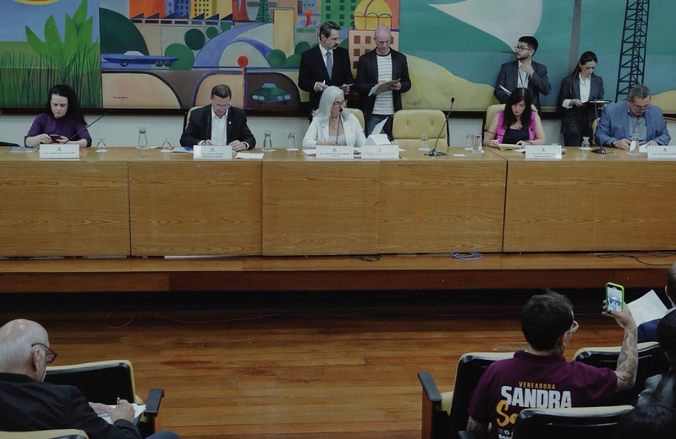 ccj-da-camara-de-sp-analisa-36-itens