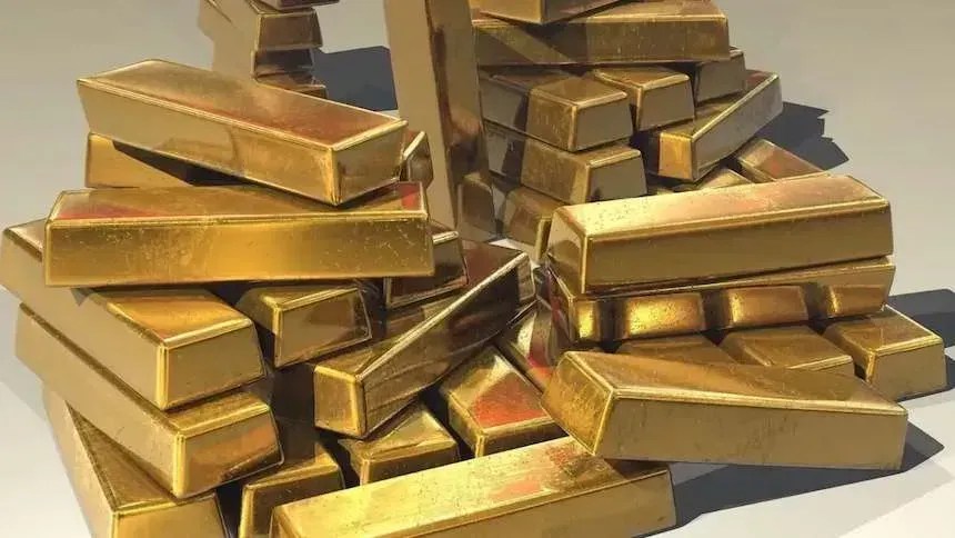 ouro-fecha-em-queda,-mas-perdas-sao-limitadas-por-dados-de-emprego-nos-eua