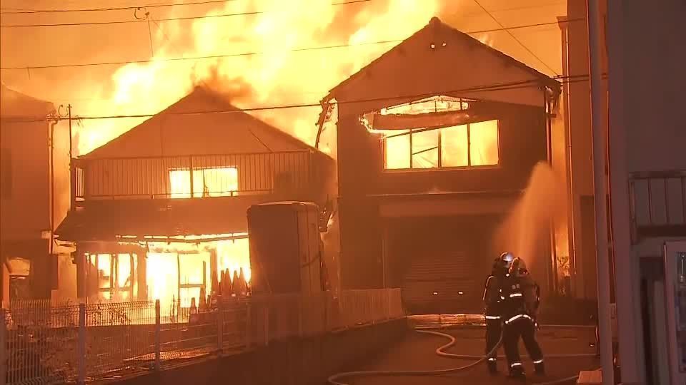 maior-incendio-urbano-no-japao-em-quase-50-anos-destroi-mais-de-170-predios