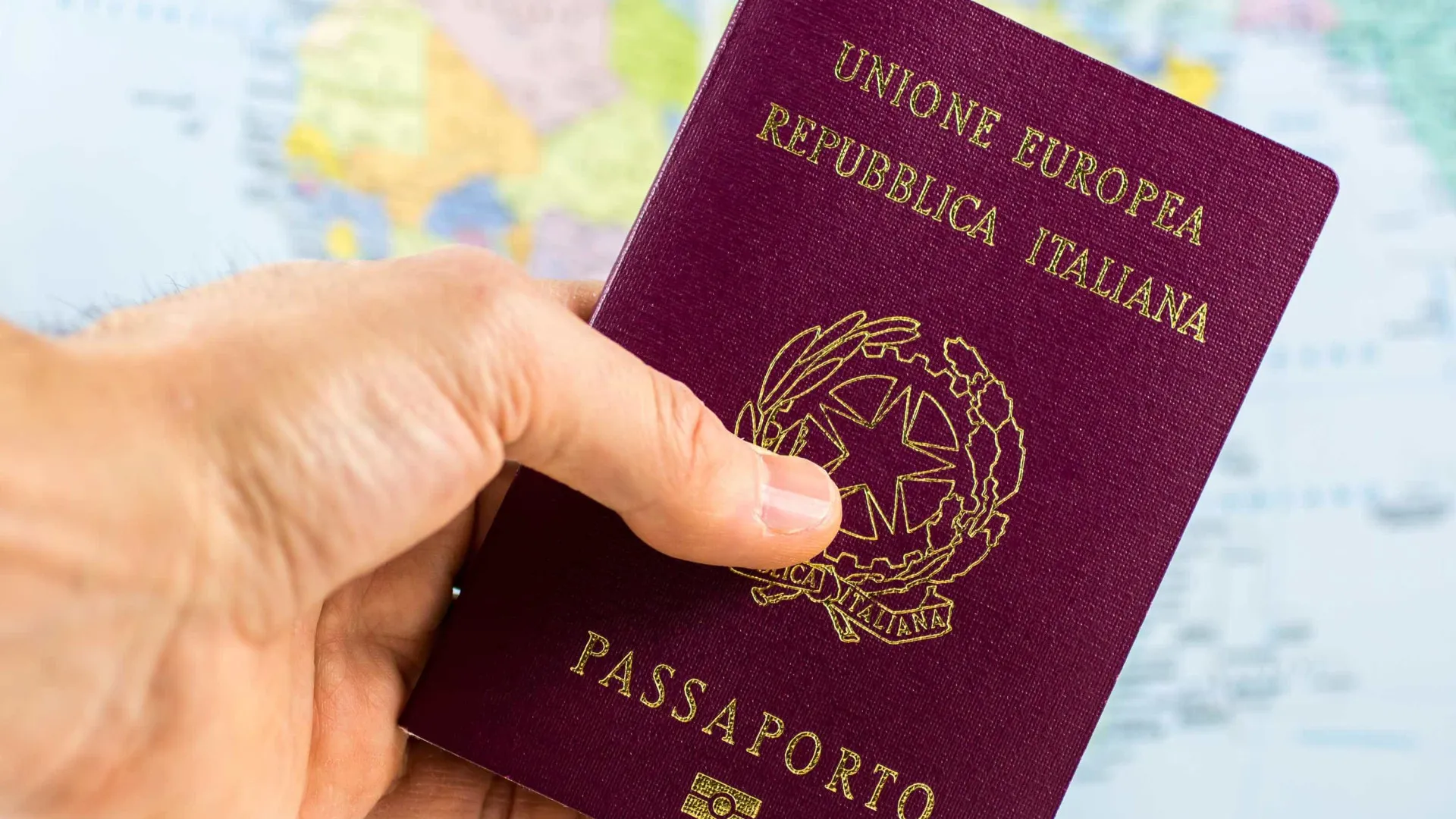 italia-desarticula-esquema-de-fraude-em-residencias-para-obtencao-de-cidadania,-diz-agencia