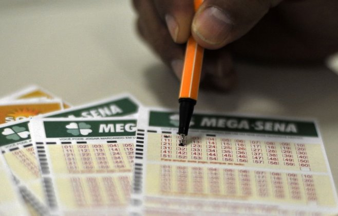 mega-sena-acumula-novamente-e-premio-principal-vai-para-r$-44-milhoes