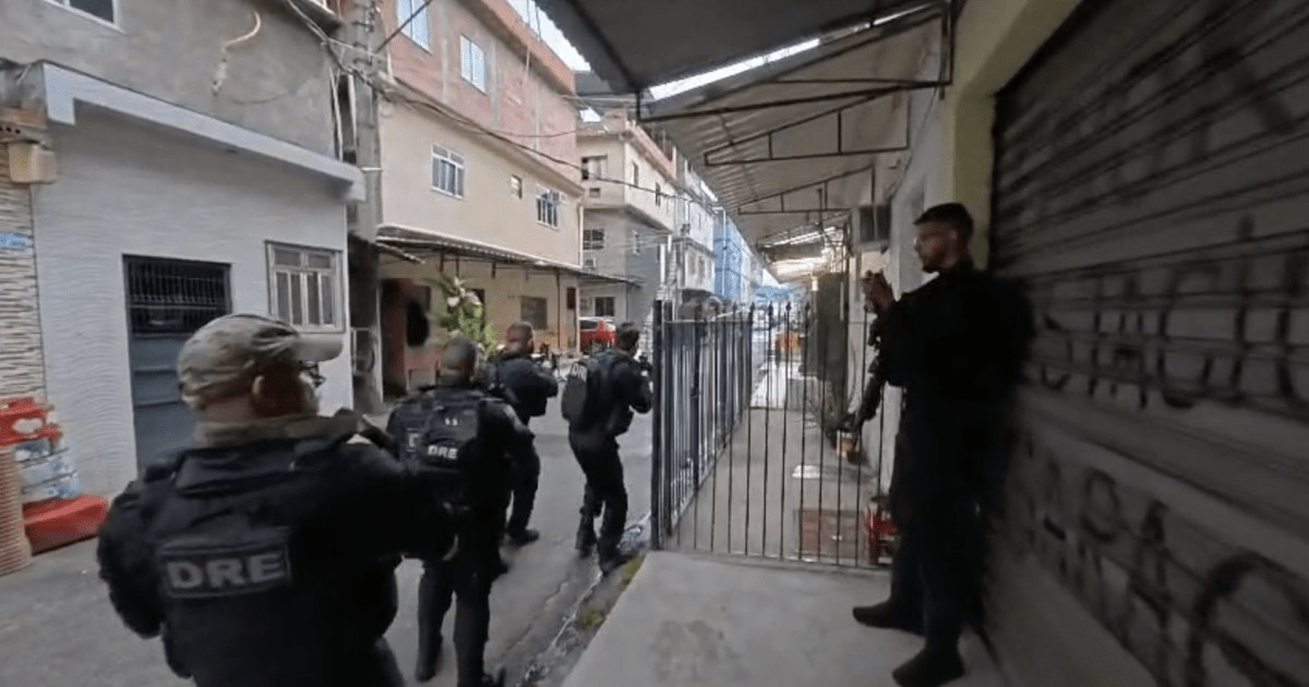 operacao-da-policia-mira-delivery-de-drogas-do-comando-vermelho-no-rj