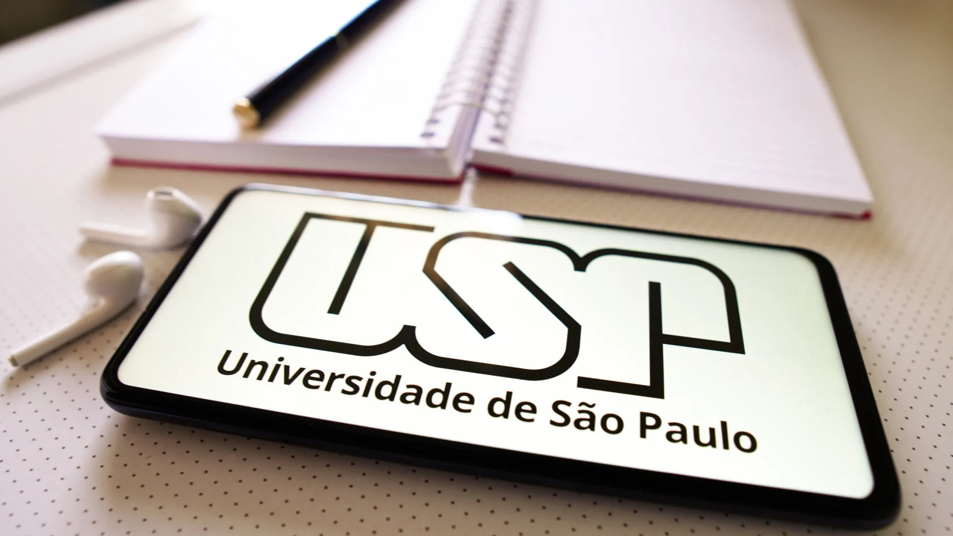 justica-determina-que-usp-cancele-concurso-aberto-apos-candidata-negra-perder-vaga