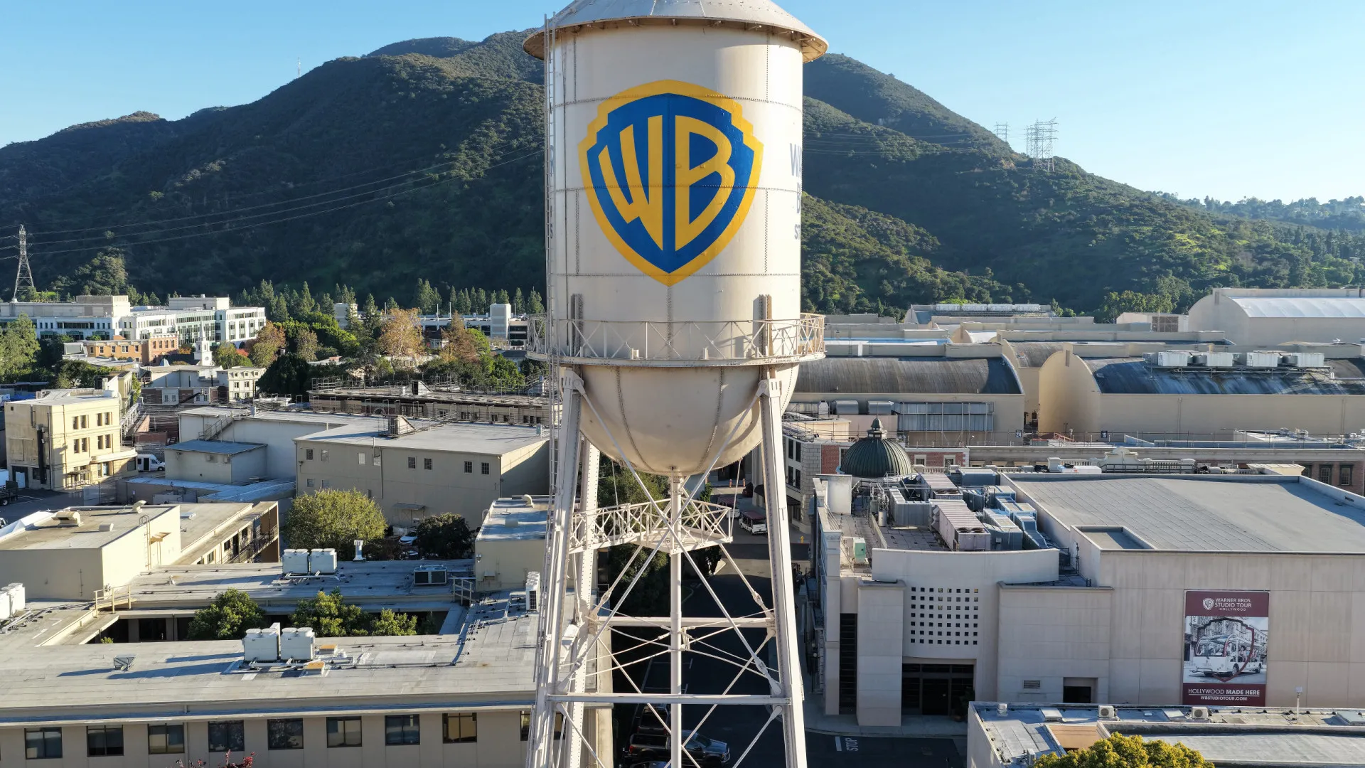 warner-bros-recomenda-que-acionistas-rejeitem-oferta-da-paramount