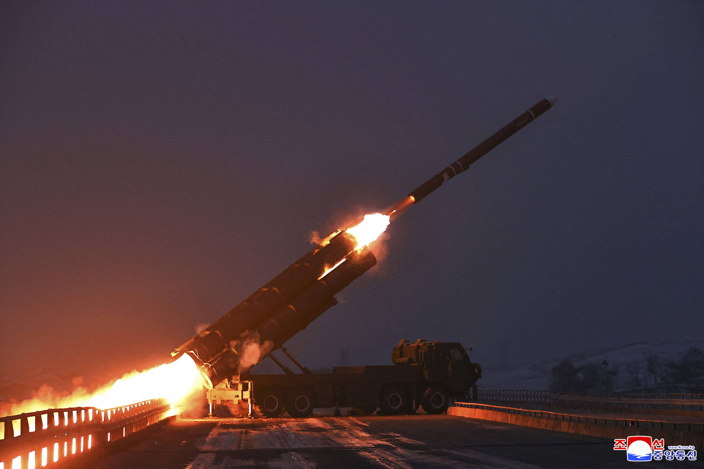 coreia-do-norte-testa-missil-de-cruzeiro-para-demonstrar-‘capacidade-de-combate’