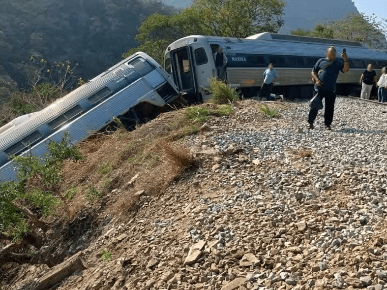 descarrilamento-de-trem-deixa-ao-menos-13-mortos-no-mexico