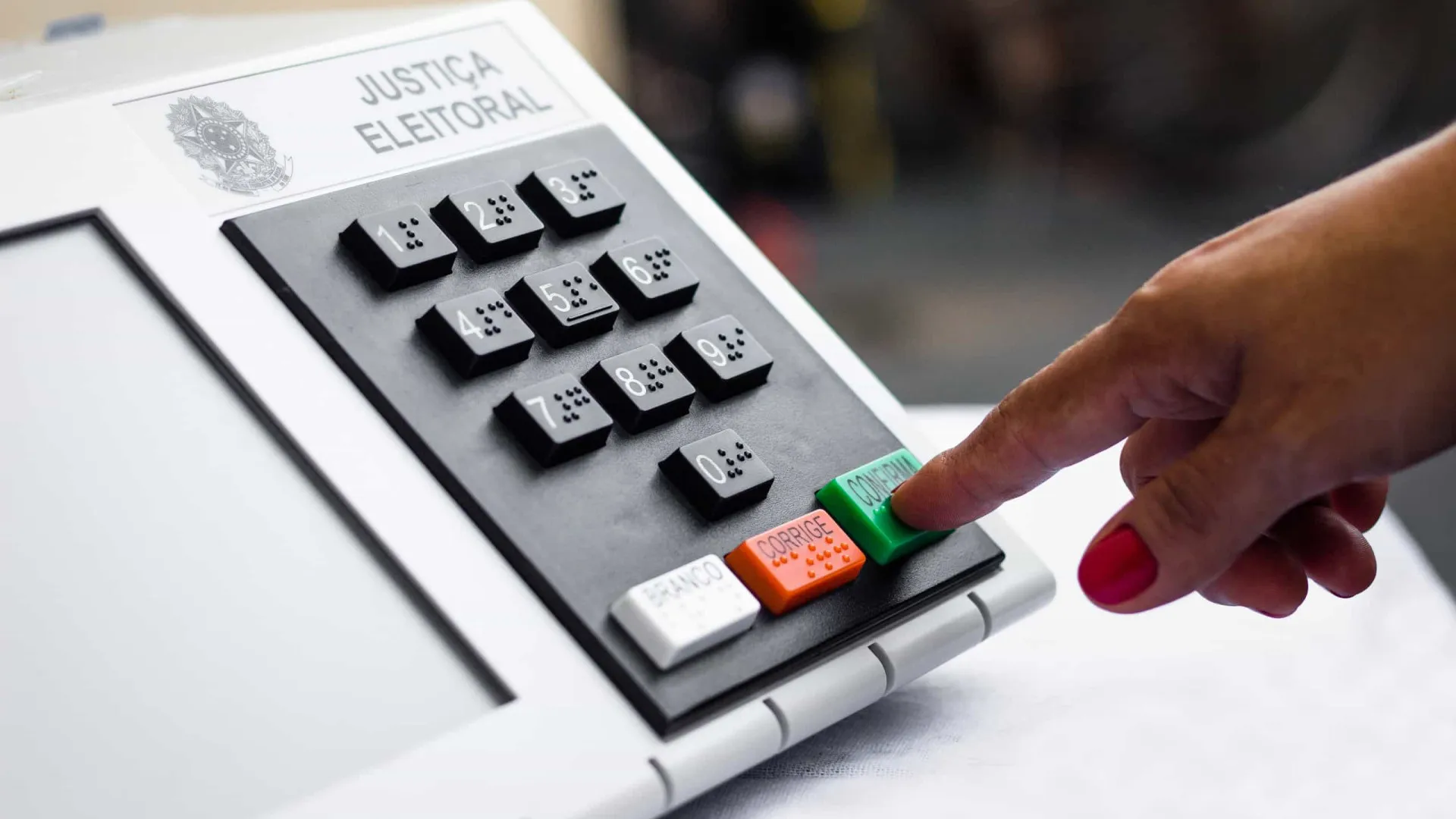 tse-acumula-casos-de-cassacao-sem-julgamento-e-chega-a-2026-com-pendencias-de-2022