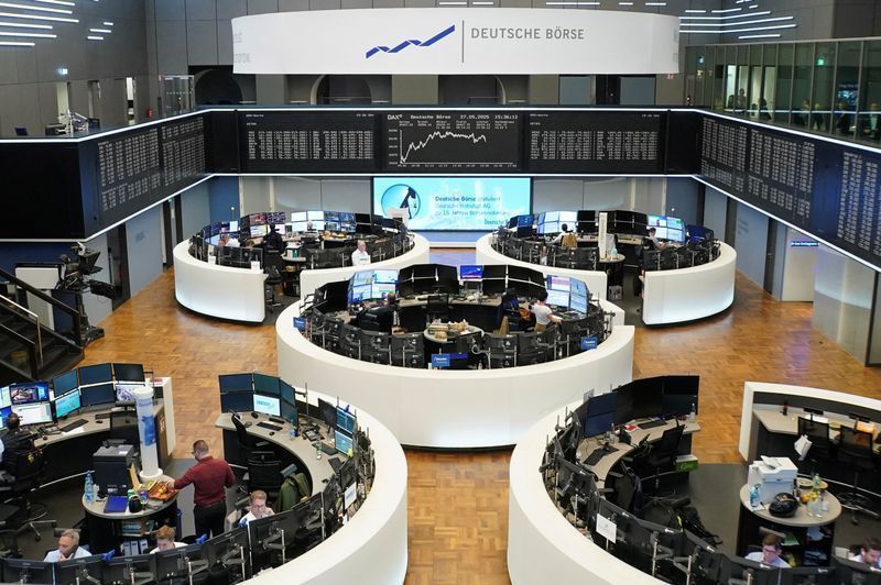 bolsas-da-europa-fecham-em-alta-impulsionadas-por-bancos-e-mineradoras