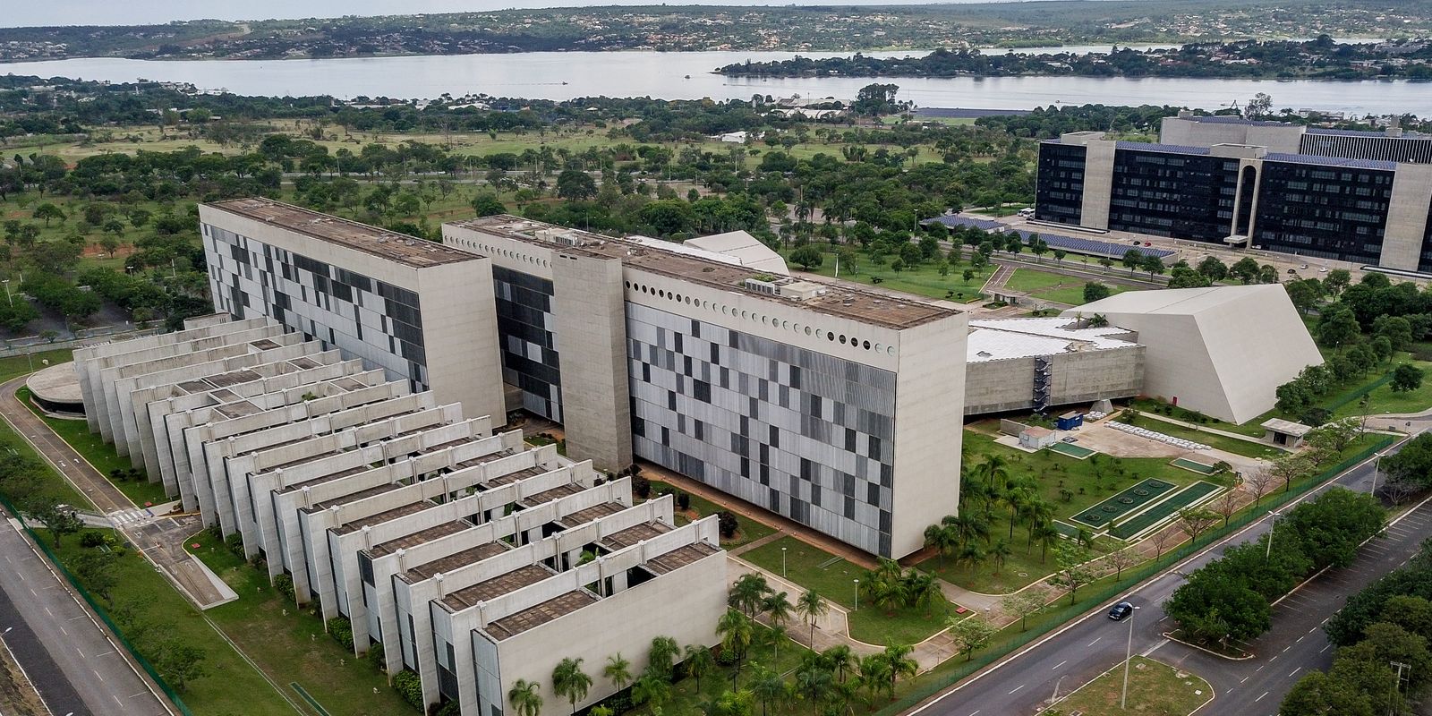 stj-proibe-hospitais-de-cobrarem-valor-maior-ao-pago-por-medicamentos
