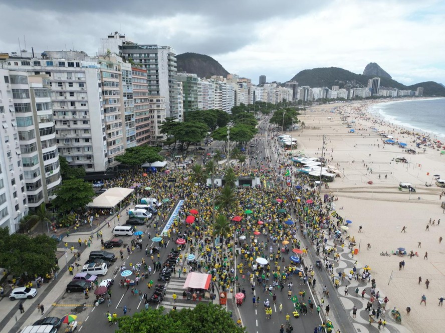 manifestacao-esvaziada-de-bolsonaristas-no-rio-de-janeiro-tem-discurso-de-pre-candidato-ao-governo,-criticas-a-lula-e-ao-stf