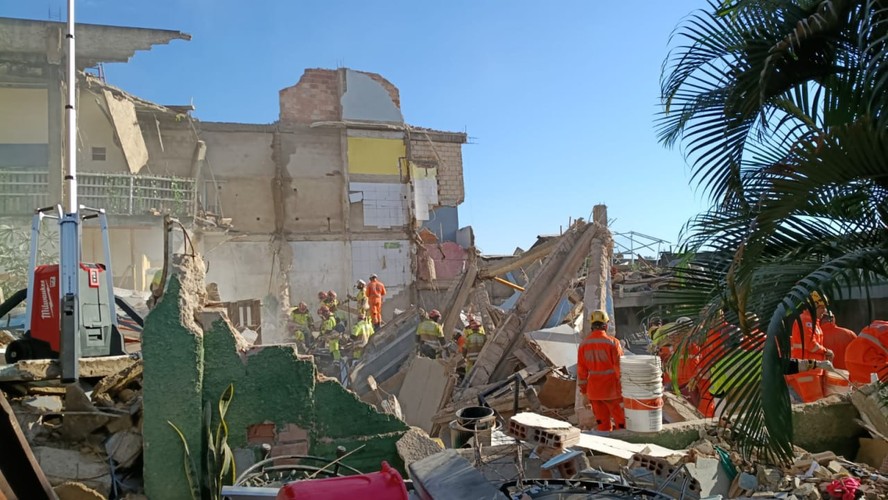 sobe-para-11-o-numero-de-mortos-apos-desabamento-de-predio-com-lar-de-idosos-em-belo-horizonte;-bombeiros-buscam-ultima-desaparecida