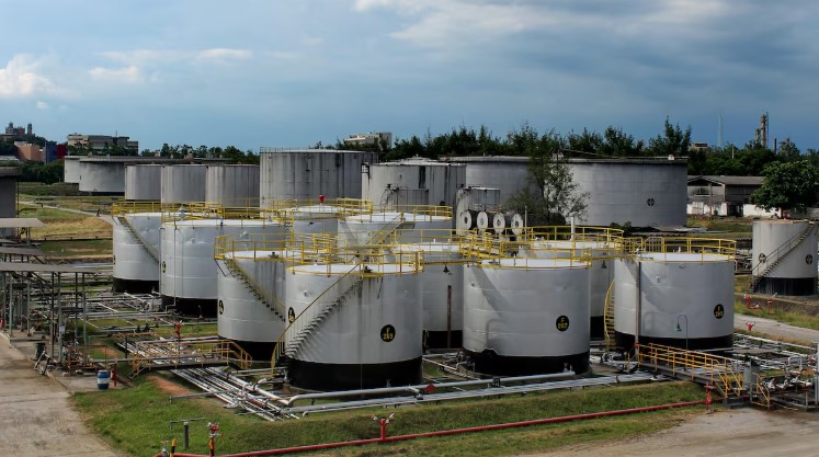 corregedoria-do-cnj-afasta-desembargador-do-tj-do-rio-apos-decisoes-em-processo-ligado-a-refinaria-investigada
