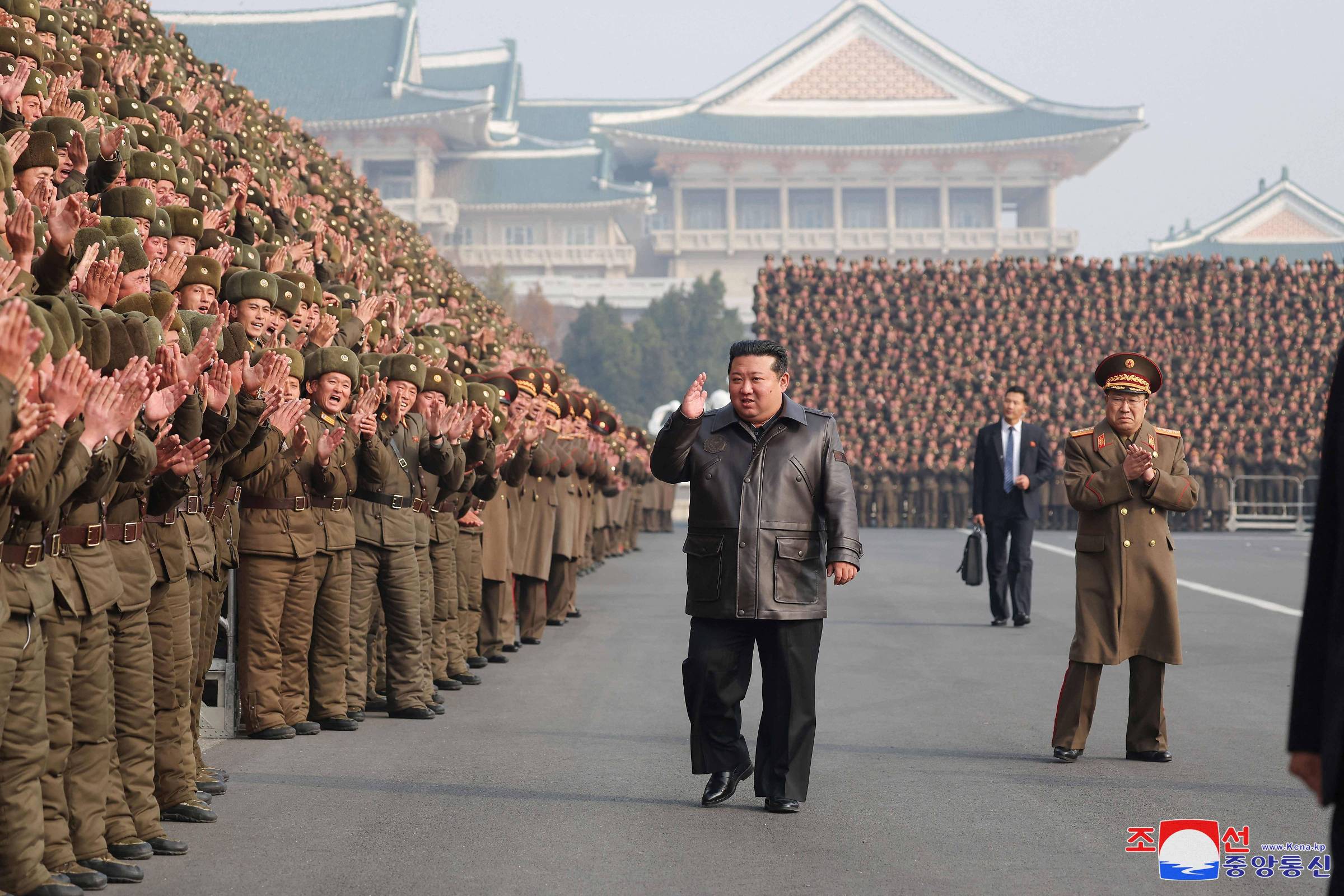 coreia-do-norte-testa-lancadores-de-misseis-nucleares