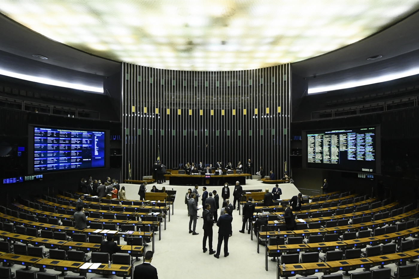 camara-dos-deputados-nomeia-relator-da-pec-do-fim-da-escala-6×1-e-instala-comissao-especial-para-debater-jornada-de-trabalho