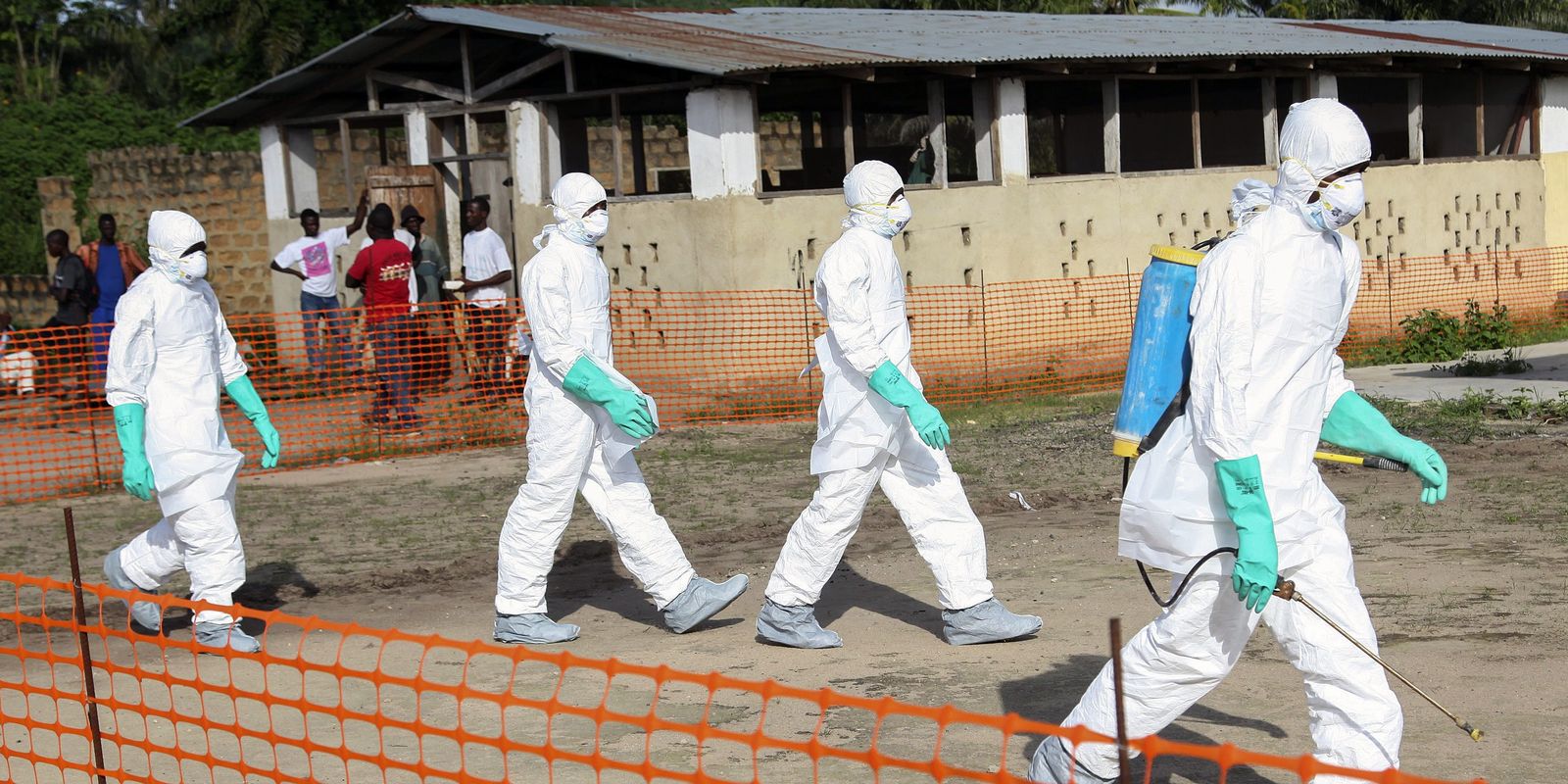 cruz-vermelha-lamenta-mortes-de-voluntarios-no-congo-devido-ao-ebola