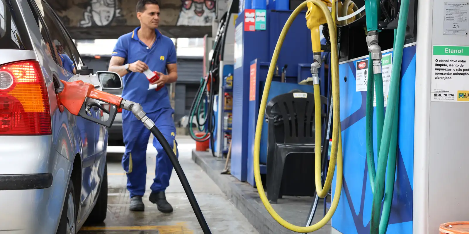 governo-fixa-subvencao-a-gasolina-em-r$-0,44-por-litro