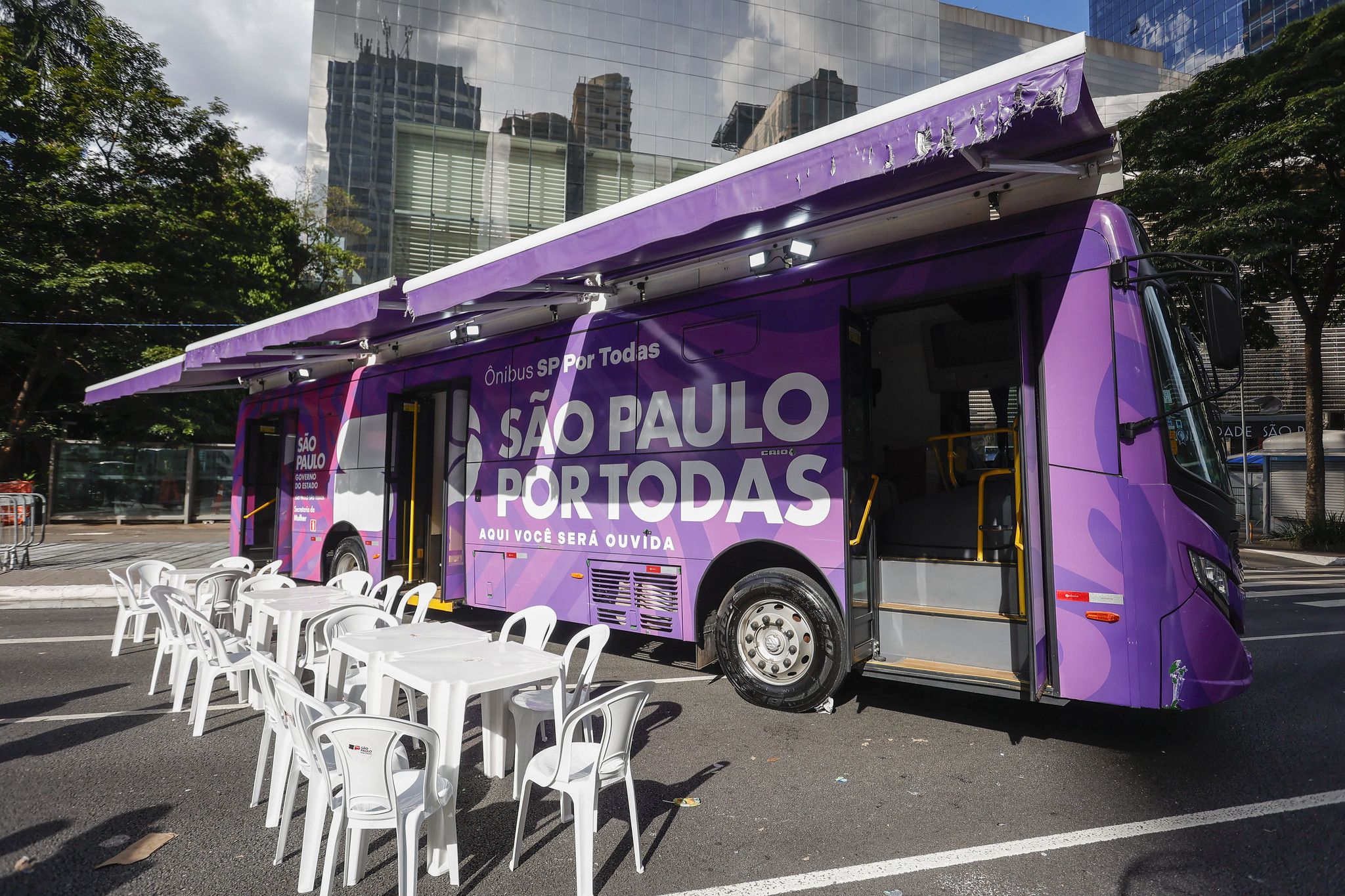 onibus-sp-por-todas-chega-a-botucatu-com-servicos-de-apoio-e-orientacao-a-mulher
