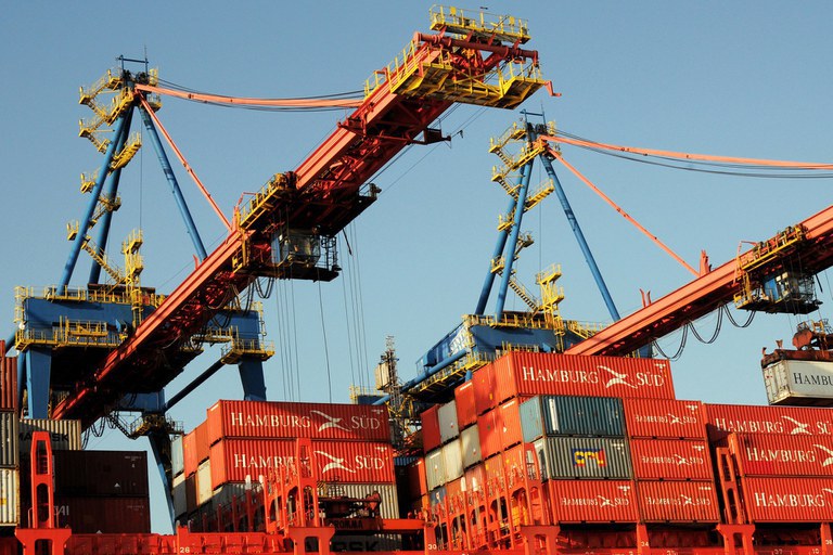 governo-anuncia-mais-de-r$-10-bi-em-investimentos-nos-setores-de-portos,-aeroportos-e-hidrovias-em-seis-meses