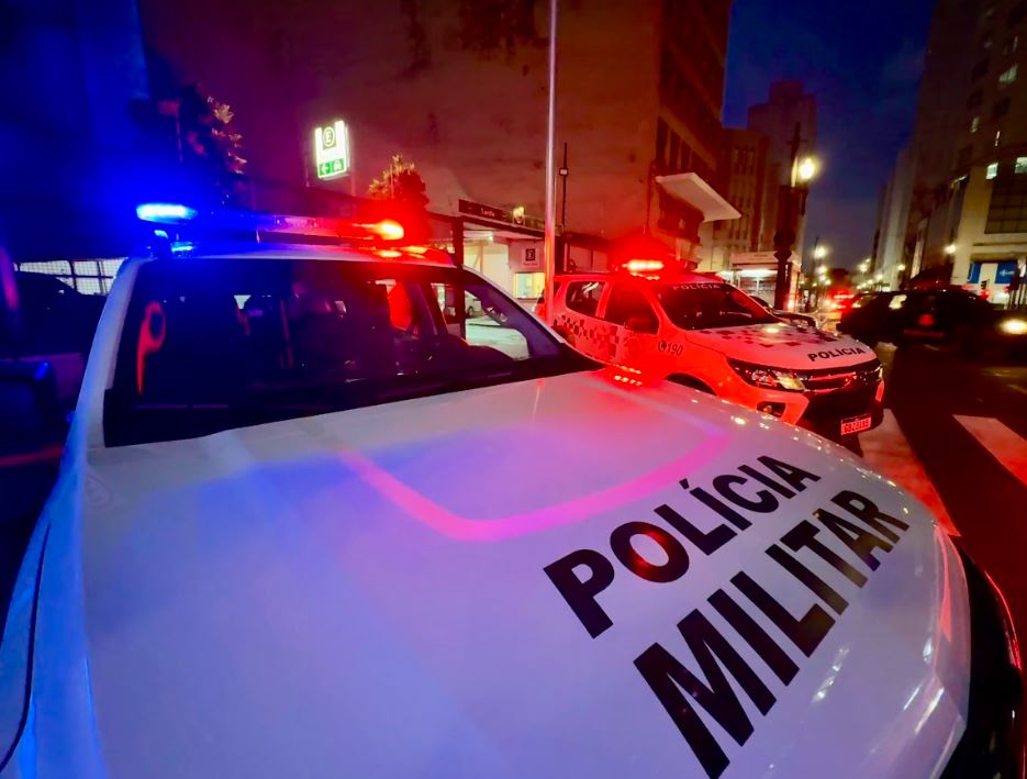vitima-de-violencia-domestica-liga-para-o-190,-‘pede-pizza’-e-e-salva-pela-pm-em-sao-paulo