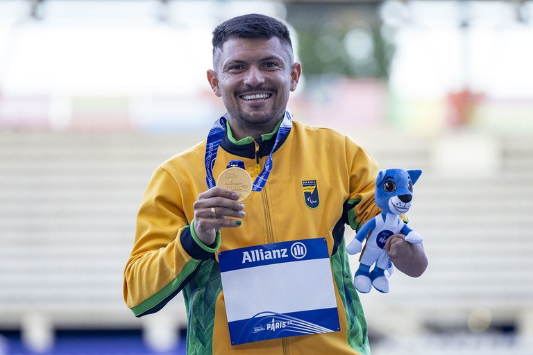 100%-dos-medalhistas-na-melhor-campanha-do-brasil-no-mundial-de-atletismo-paralimpico-integram-o-bolsa-atleta