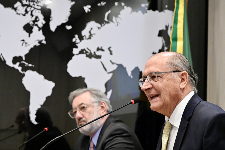 estimulo-a-venda-de-automoveis-leva-setor-a-recorde-historico-de-27-mil-emplacamentos-num-dia