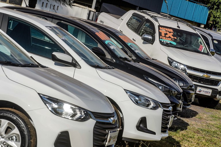 governo-prorroga-por-15-dias-venda-de-carro-com-desconto-exclusivo-para-pessoas-fisicas