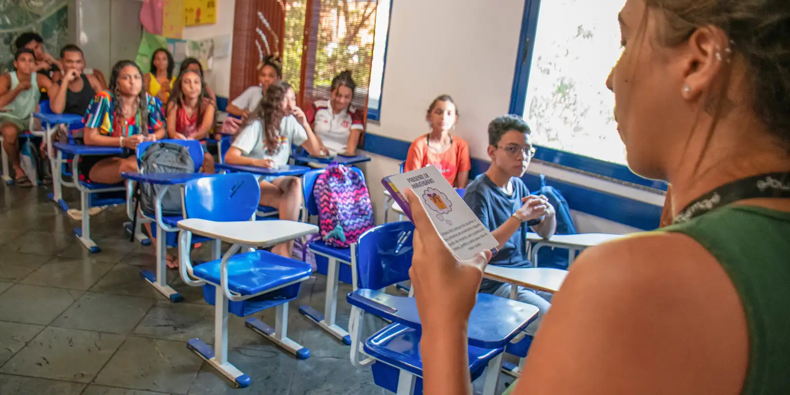 dores-menstruais-tiram-das-aulas-4-em-cada-10-alunas-no-pais