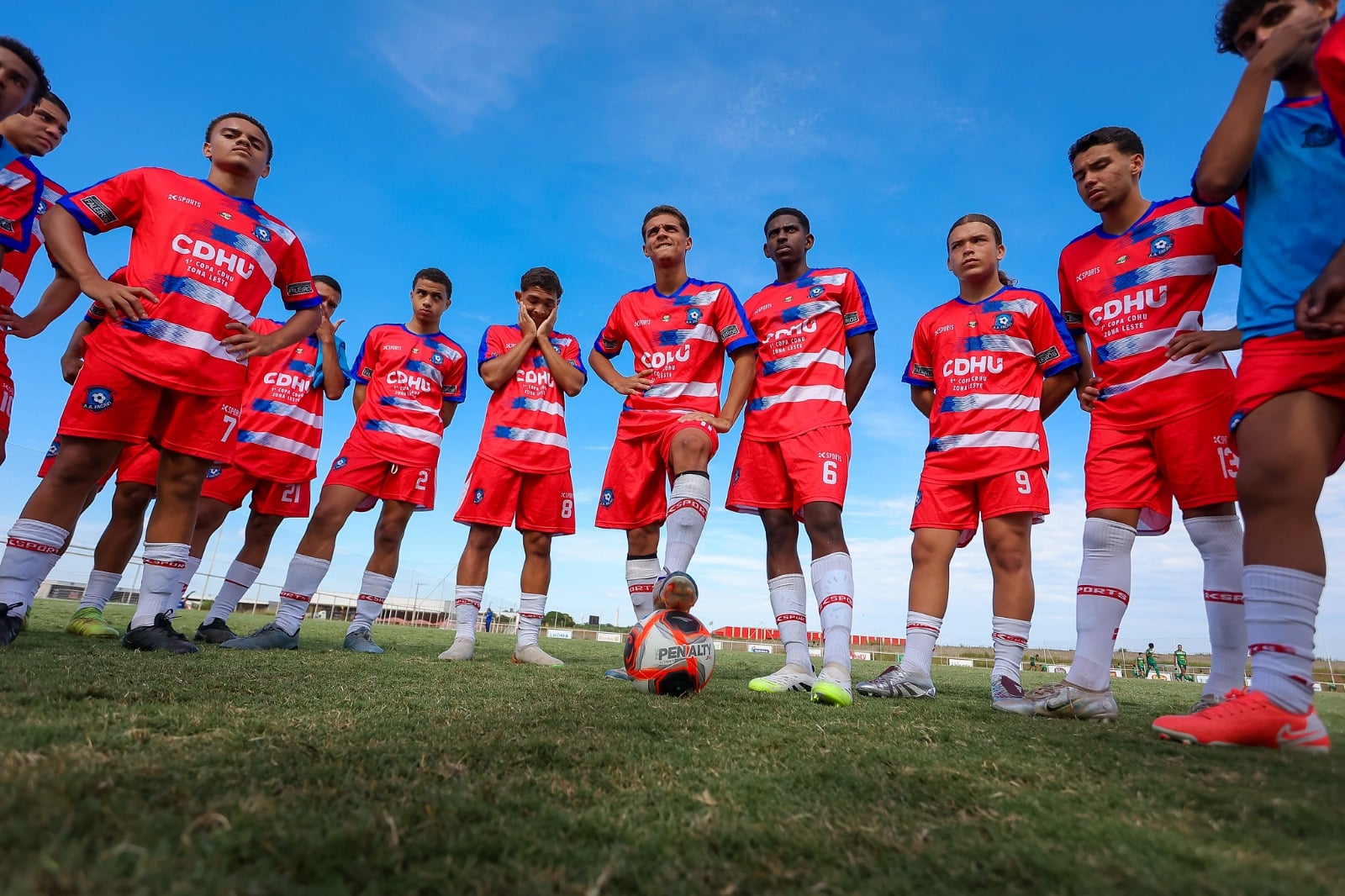destaque-da-copa-cdhu-assina-contrato-com-clube-formador-da-capital
