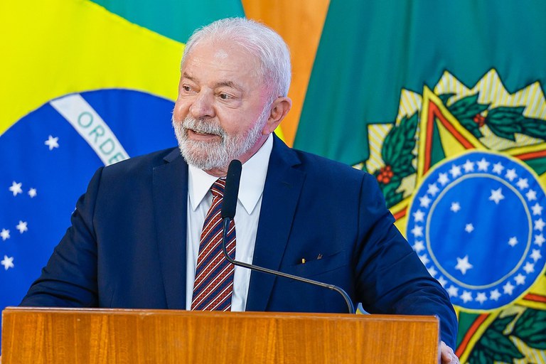 em-pronunciamento-a-nacao,-presidente-anuncia-politica-de-aumento-real-do-salario-minimo-e-nova-faixa-de-isencao-do-ir