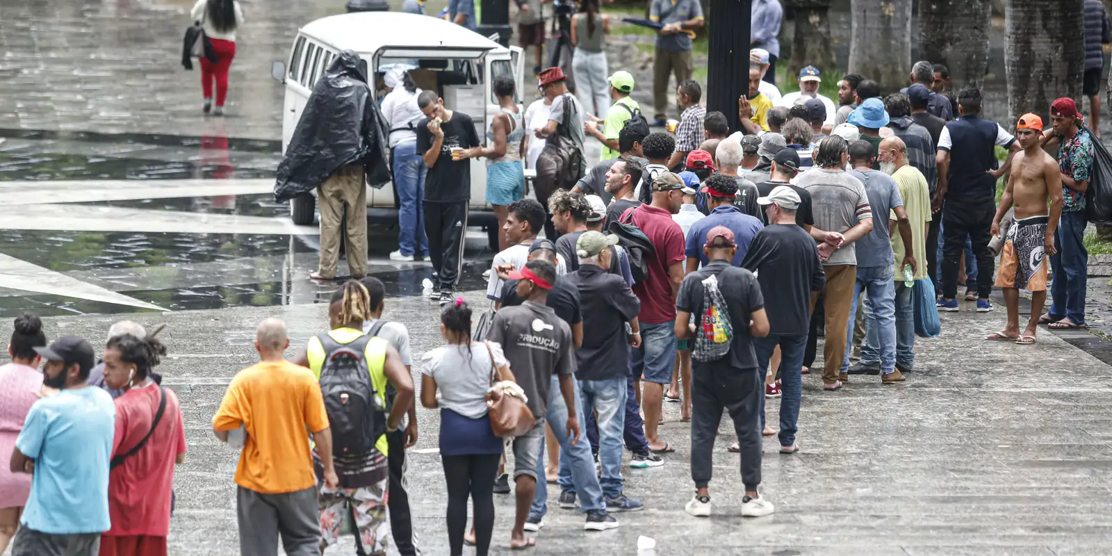 populacao-em-situacao-de-rua-passa-de-388-mil-em-maio;-sp-lidera
