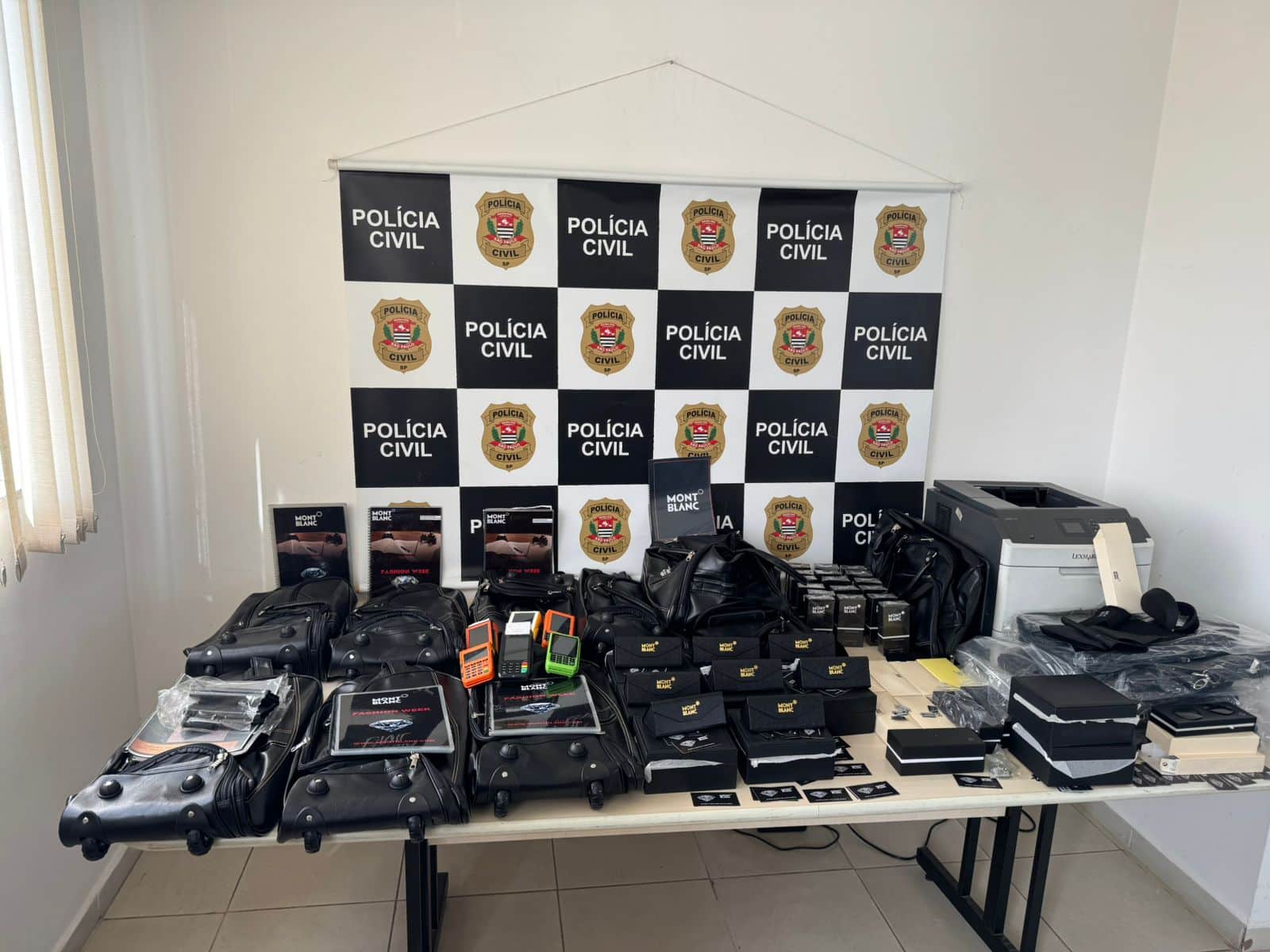 suspeito-de-aplicar-golpes-com-venda-de-produtos-de-luxo-falsificados-e-preso-em-sp
