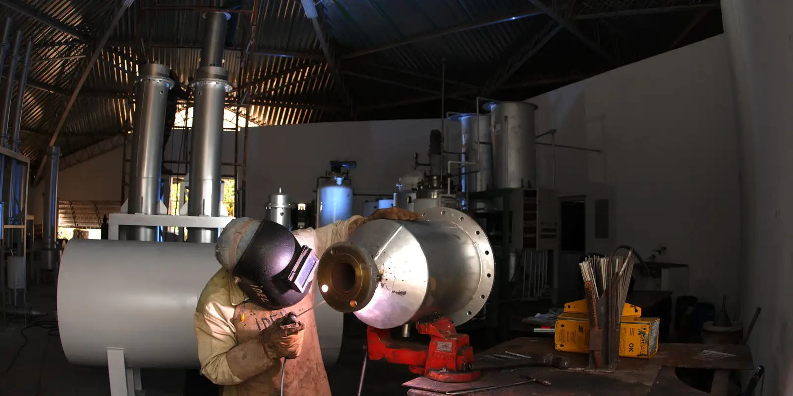 industria-cresce-0,7%-em-abril,-quarto-mes-seguido-de-avanco