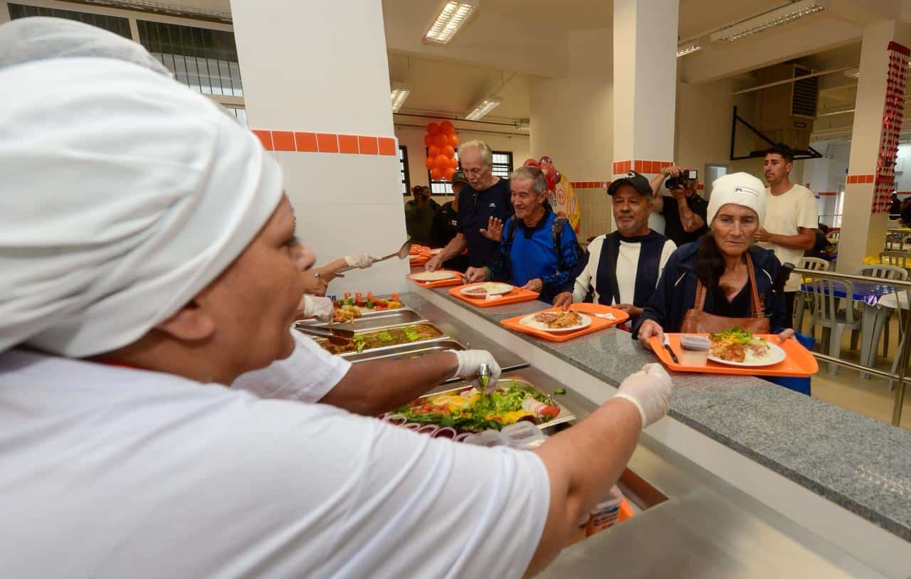 governo-do-estado-de-sao-paulo-entrega-unidade-do-bom-prato-movel-em-ribeirao-preto