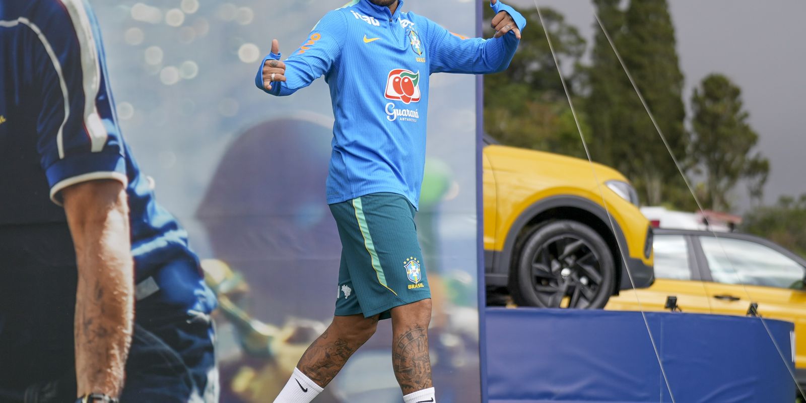 neymar-nao-viaja-com-selecao-para-cleveland;-segue-em-tratamento