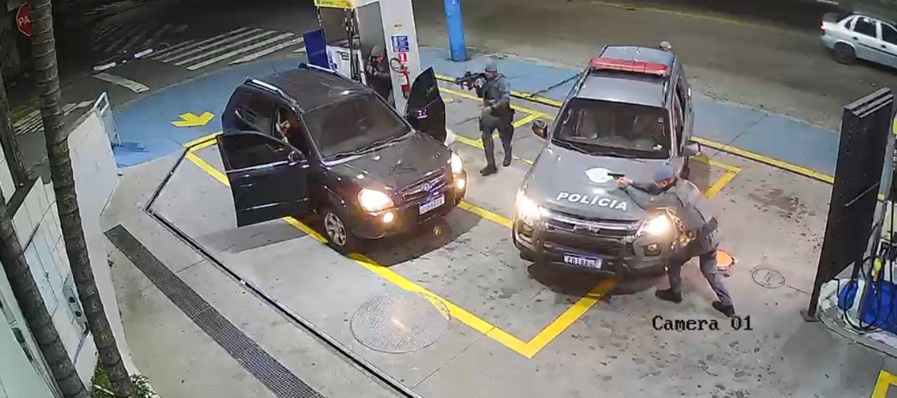 policia-prende-dupla-e-resgata-homem-mantido-refem-dentro-de-carro-durante-roubo-em-guarulhos