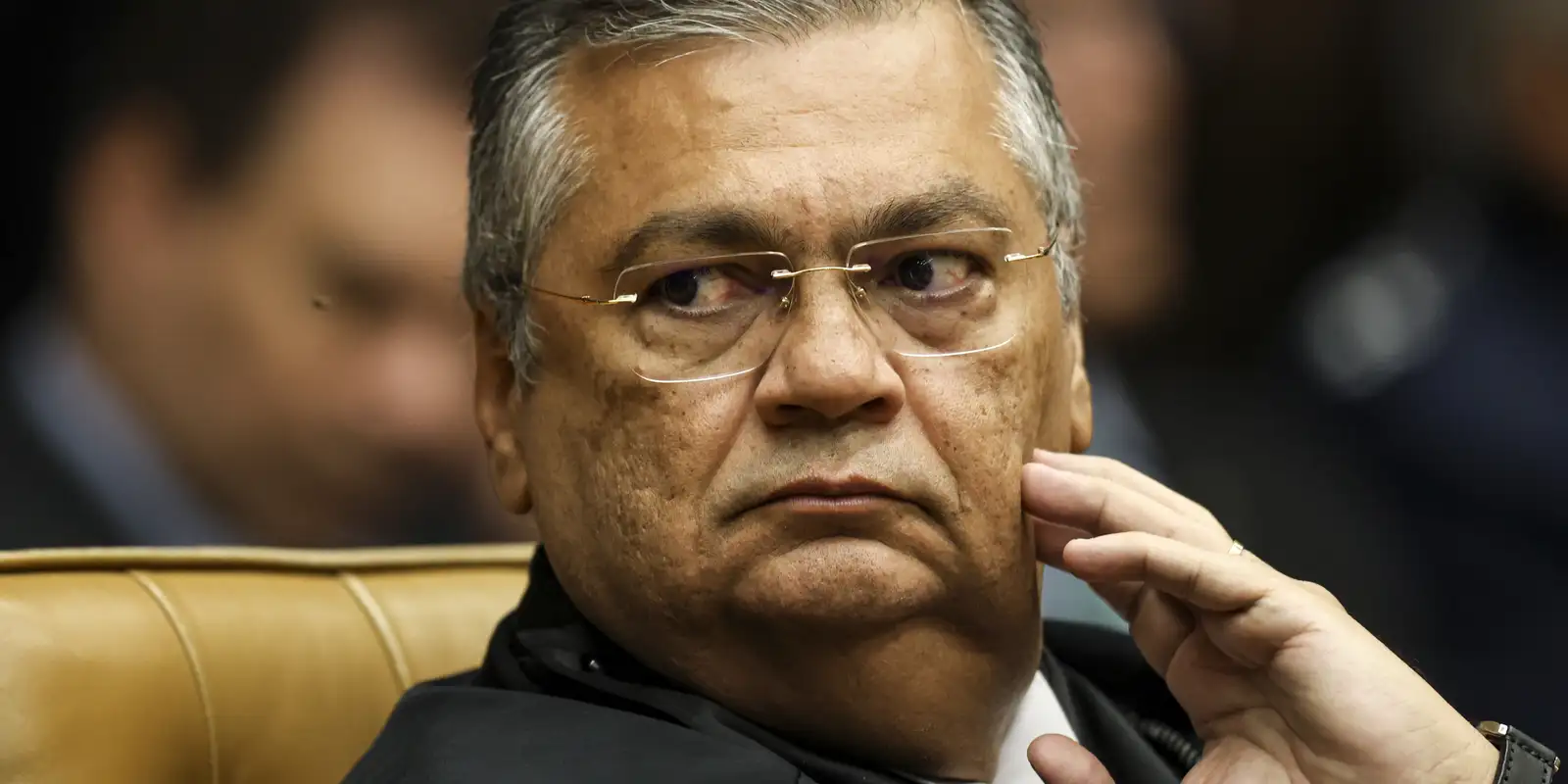 dino-mantem-remocao-de-videos-de-vereador-que-ofendeu-adversario