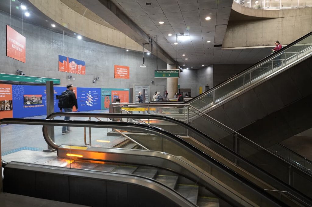 exposicao-leva-amostra-do-acervo-do-museu-ipiranga-ao-metro-de-sp