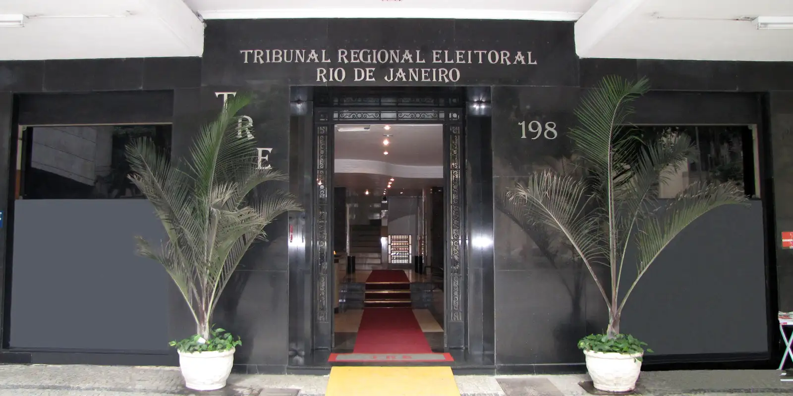 partidos-fluminenses-tem-ate-o-dia-30-para-entregar-contas-de-2025