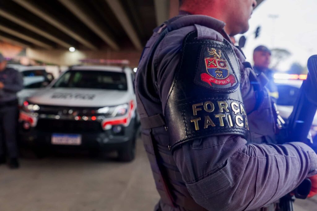 operacao-da-pm-contra-quebra-vidros-mobiliza-mais-de-600-policiais,-144-viaturas-e-130-motos